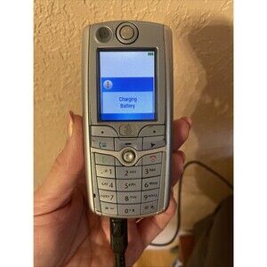vintage Unlocked Motorola candy bar phone silver c975 Y2K
